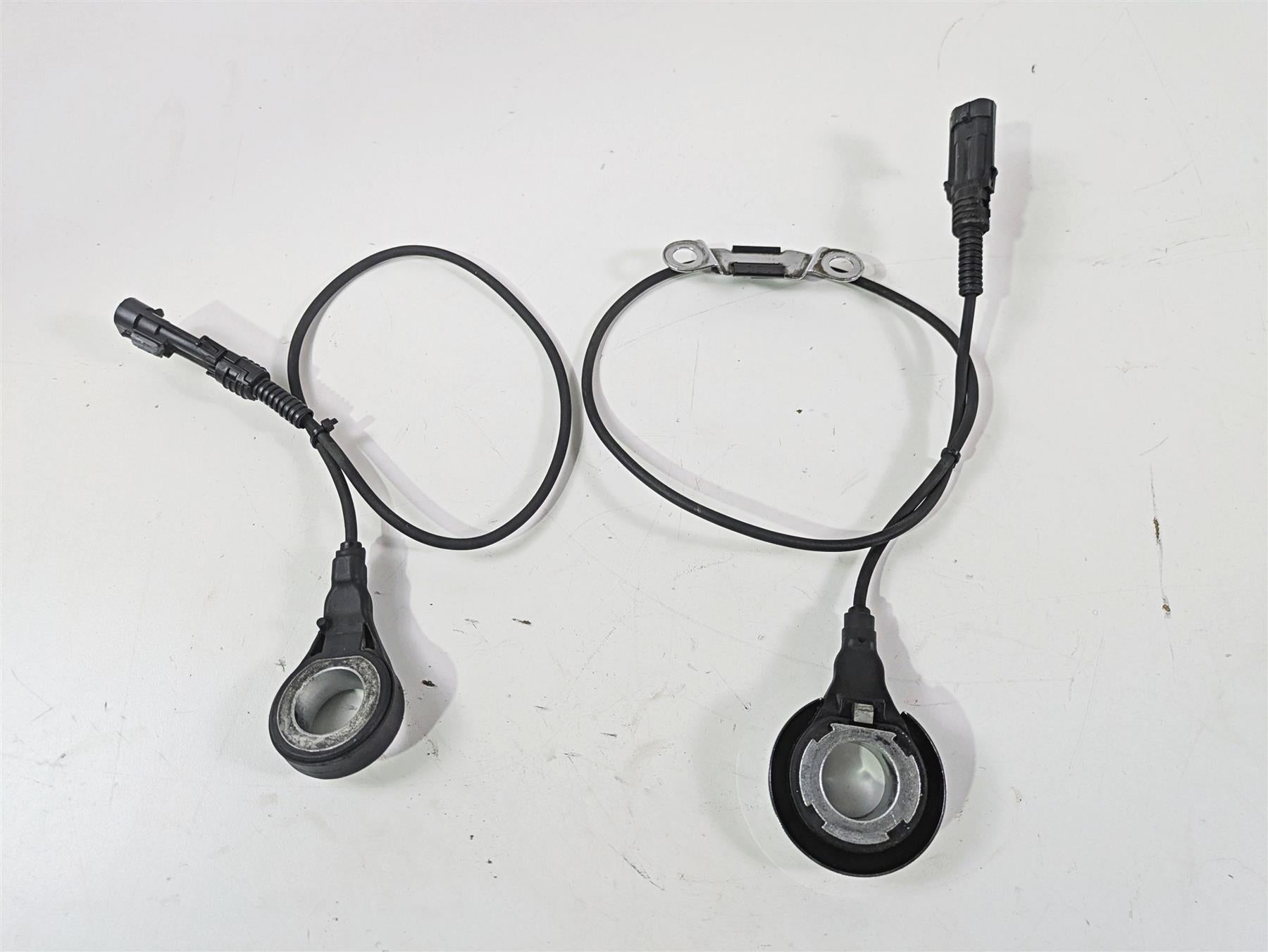 2010 Harley Touring FLHXSE CVO Street Glide Abs Brake Speed Sensor Set 40614-08 {{ shop.shopifyCountryName }} - Mototech271