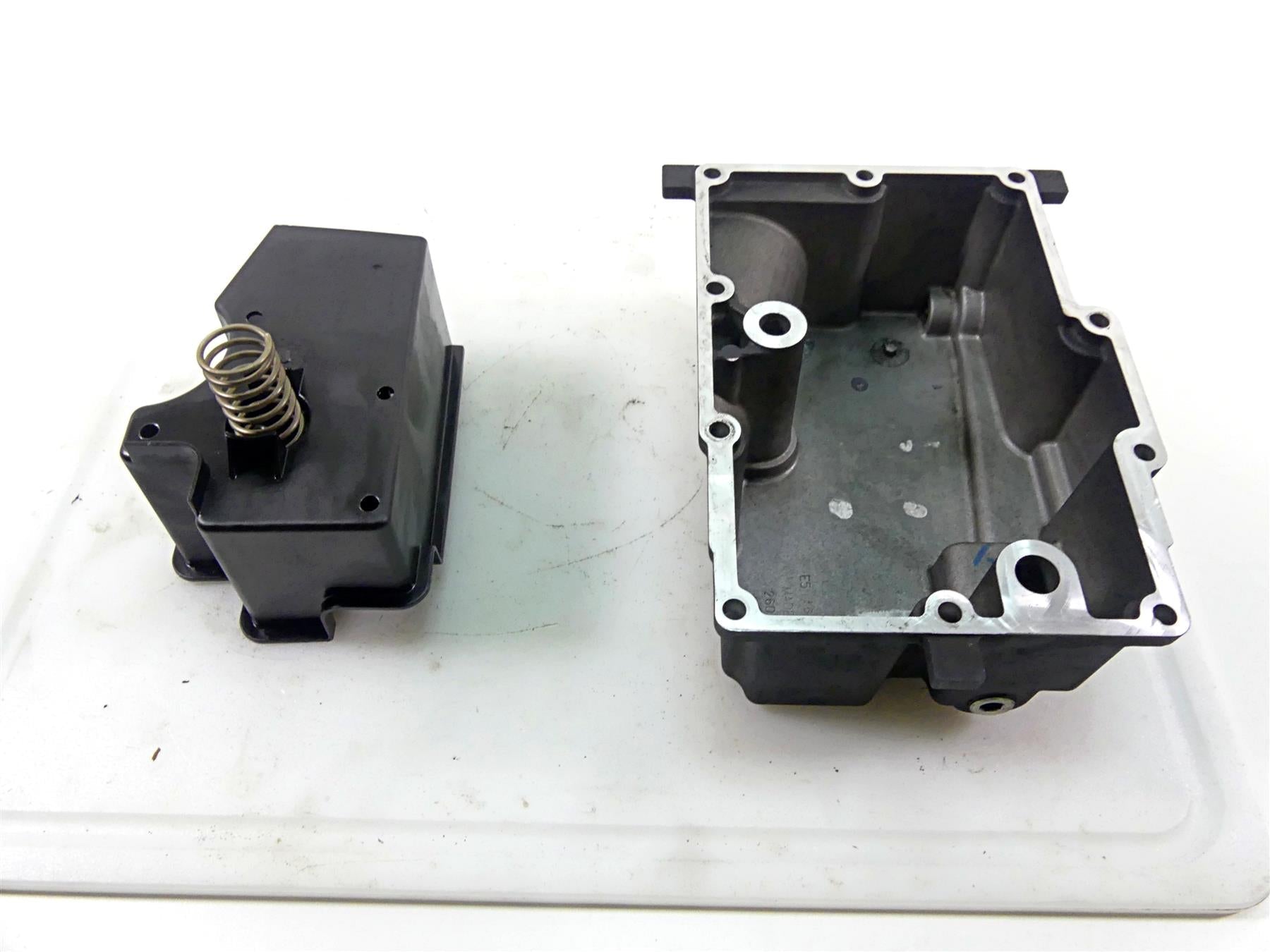 2017 Harley Dyna FXDB Street Bob Transmission Oil Pan Lower Cover 26071-02 {{ shop.shopifyCountryName }} - Mototech271