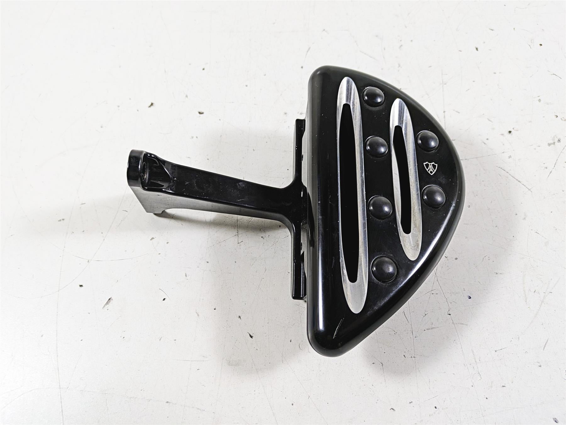 2015 Harley Touring FLHXS Street Glide Arlen Ness Right Rear Floorboard 06-834 {{ shop.shopifyCountryName }} - Mototech271