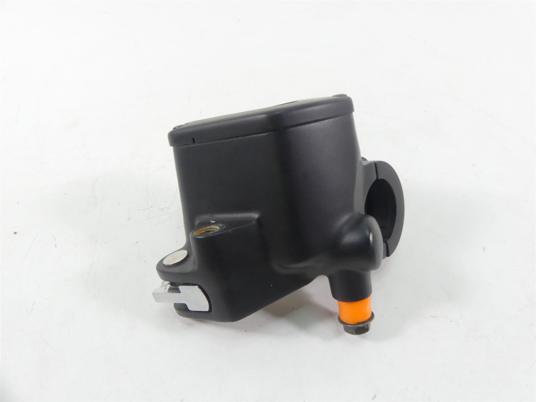 2016 Indian Chieftain Dark Horse Front Brake Master Cylinder 1912454-463 {{ shop.shopifyCountryName }} - Mototech271