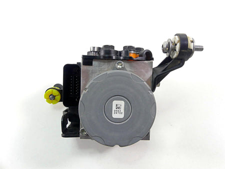 2022 Triumph Speed Triple 1200 RS Abs Brake Pump Module Unit T2025191 2022139 {{ shop.shopifyCountryName }} - Mototech271