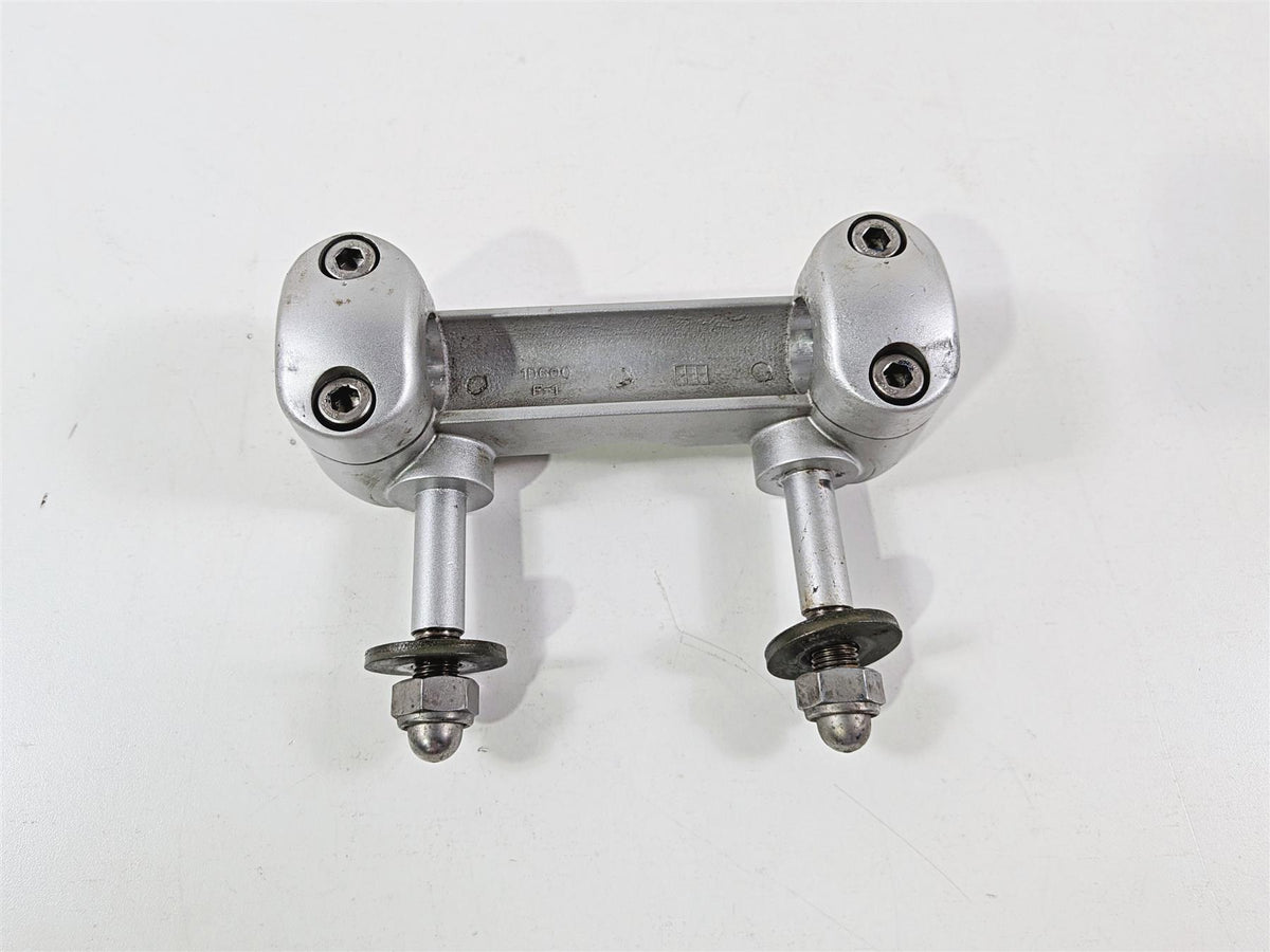 2006 Yamaha XVZ1300 Royal Star Handle Bar Riser Holder Carrier 1D6-23442-00 {{ shop.shopifyCountryName }} - Mototech271