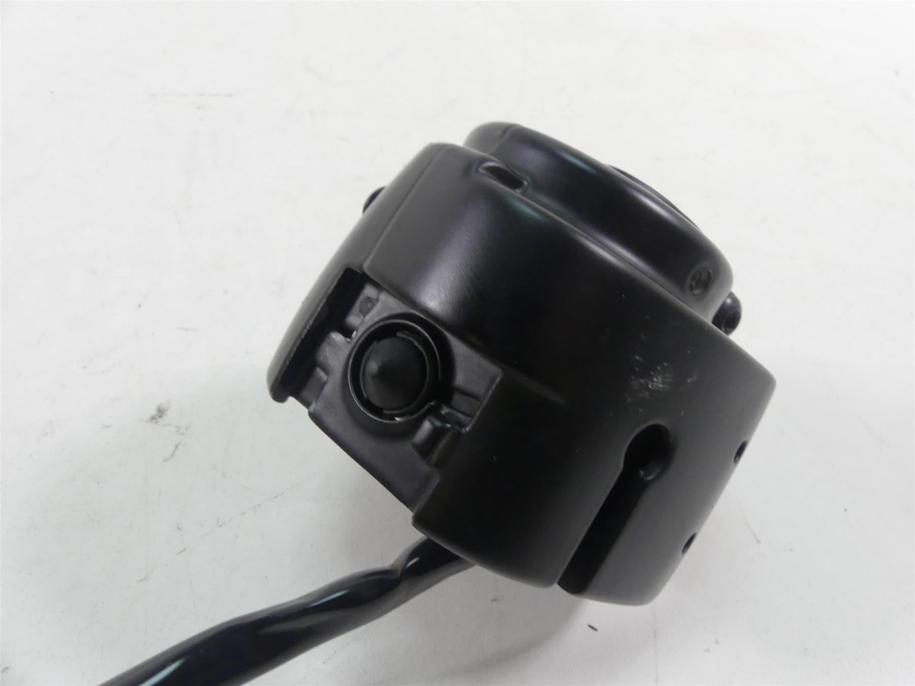 2019 Harley XL883 N Sportster Iron Left Hand Light Control Switch 71500117A {{ shop.shopifyCountryName }} - Mototech271