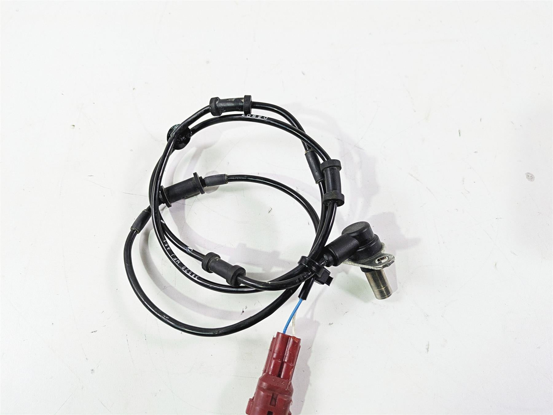 2025 Honda CBR600RR Front Abs Brake Wheel Speed Sensor 38520-MFJ-A51 {{ shop.shopifyCountryName }} - Mototech271
