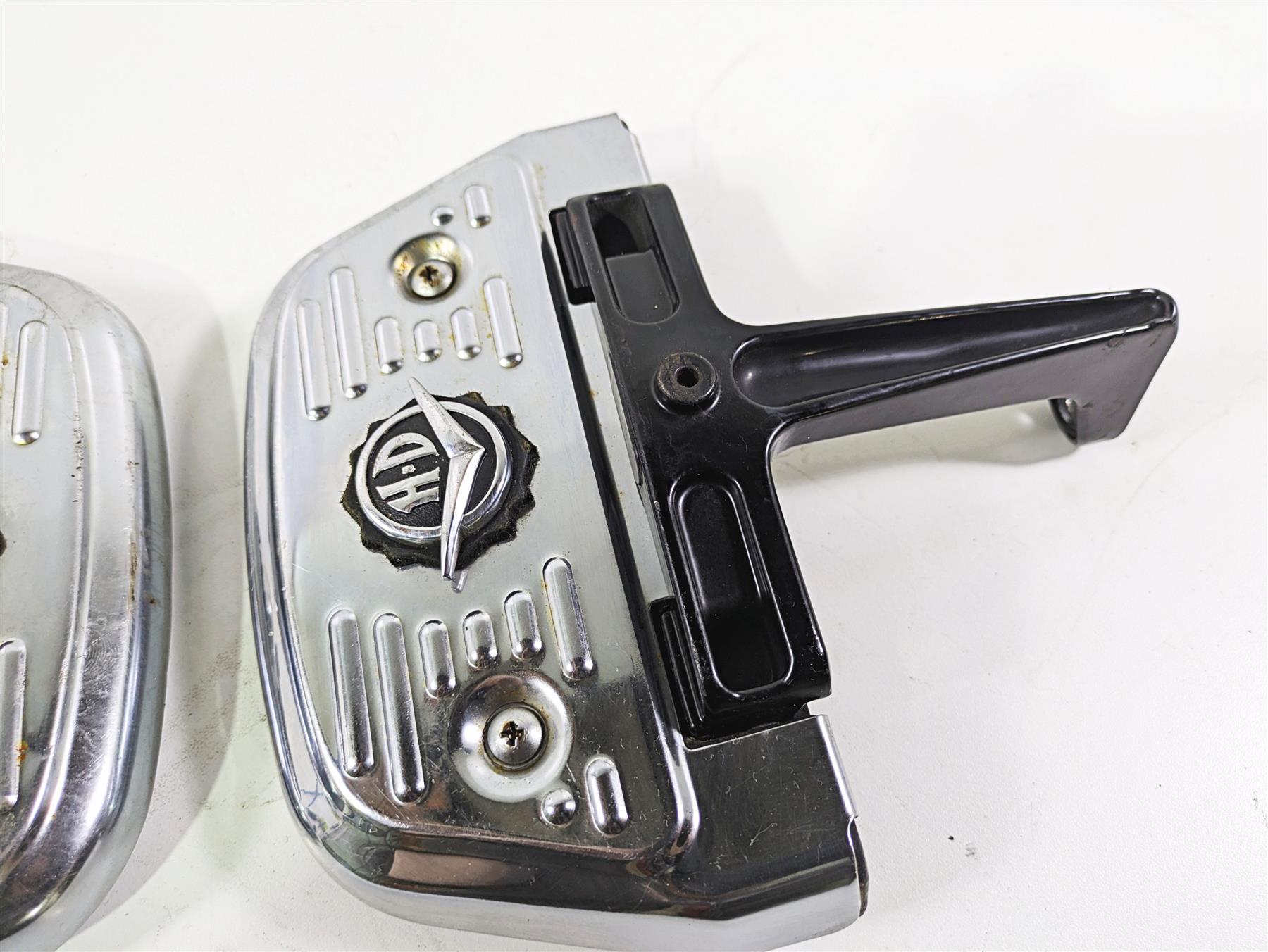 2005 Harley Touring FLHRI Road King Rear Passenger Floor Board Set 52719-93B {{ shop.shopifyCountryName }} - Mototech271