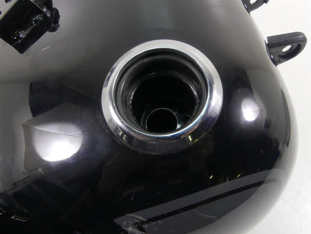 2021 Harley Softail FLSB Sport Glide Fuel Gas Petrol Tank - Read 61000674 {{ shop.shopifyCountryName }} - Mototech271