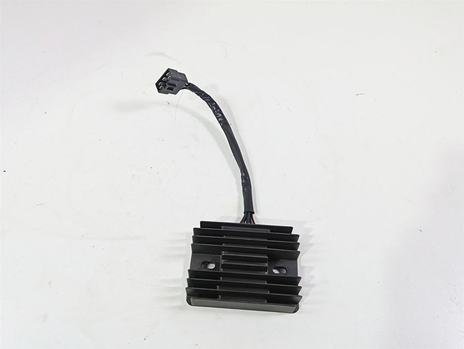 2013 Triumph Bonneville Rectifier Voltage Regulator SH811CB T1300888 {{ shop.shopifyCountryName }} - Mototech271