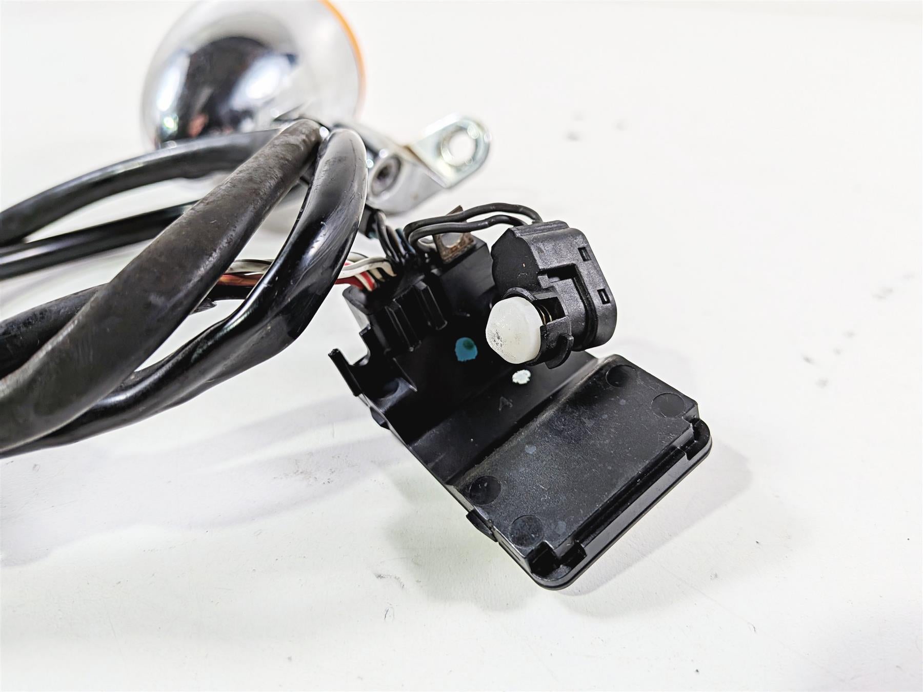 2012 Harley Softail FLSTF Fat Boy Right Front Blinker Control Panel 72944-12 {{ shop.shopifyCountryName }} - Mototech271