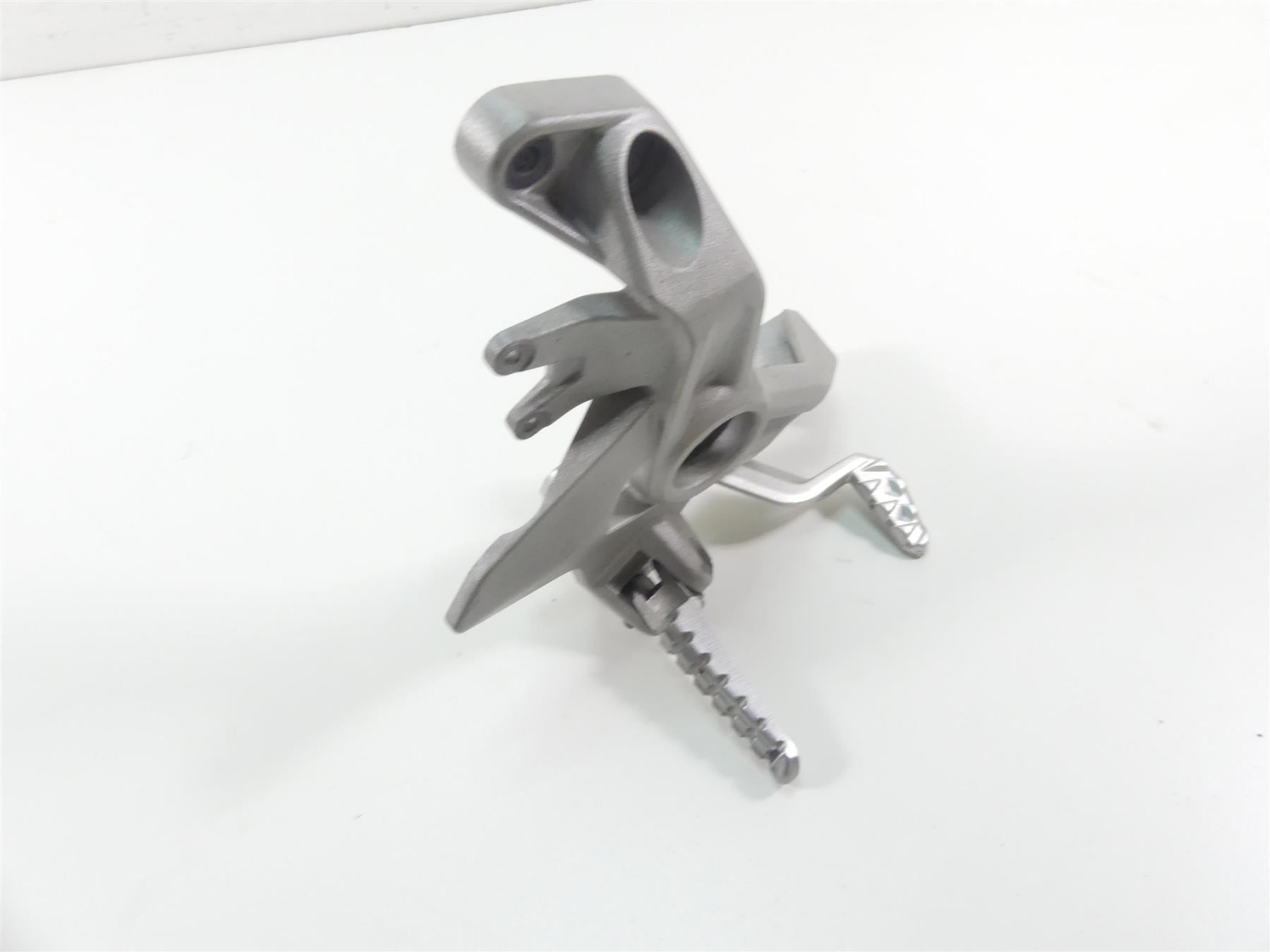 2017 Ducati 939 S Supersport Right Rider Footpeg & Brake Pedal Set 82432971B {{ shop.shopifyCountryName }} - Mototech271