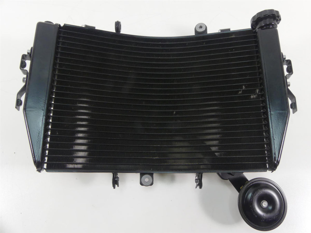 2015 Triumph 1050 Speed Triple R Radiator Fan Reservoir Hoses Set T2100481 {{ shop.shopifyCountryName }} - Mototech271