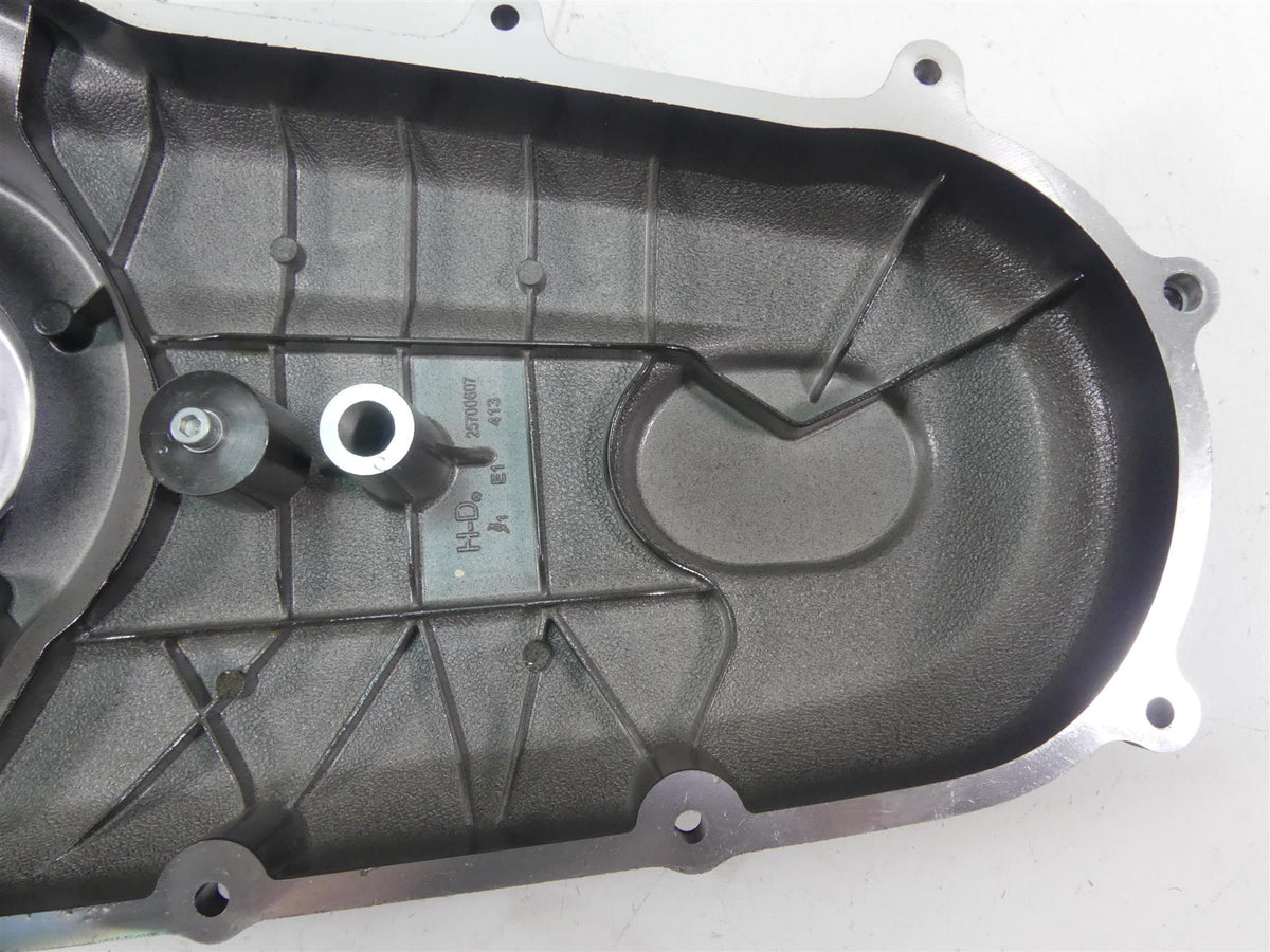 2018 Harley Softail FXBB Street Bob Outer Primary Drive Clutch Cover 25700607 {{ shop.shopifyCountryName }} - Mototech271