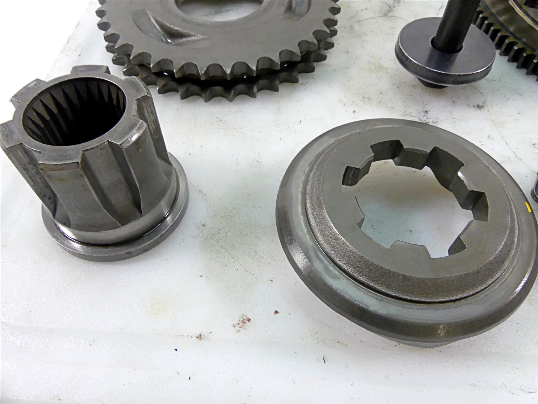 2010 Harley FXDF Dyna Fat Bob Primary Drive Clutch Compensator Kit 37813-06A {{ shop.shopifyCountryName }} - Mototech271