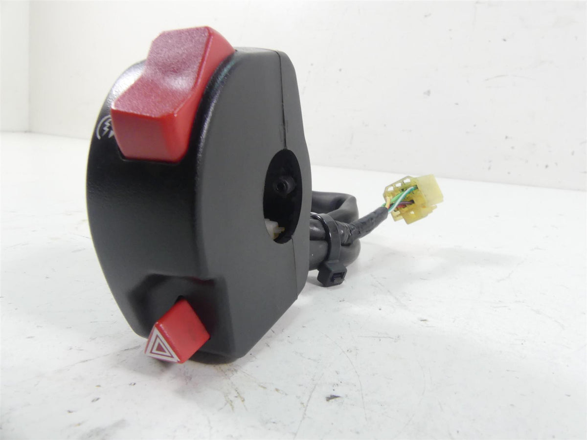 2017 Triumph Thruxton 1200 R Right Hand Start Kill Control Switch T2043529 {{ shop.shopifyCountryName }} - Mototech271