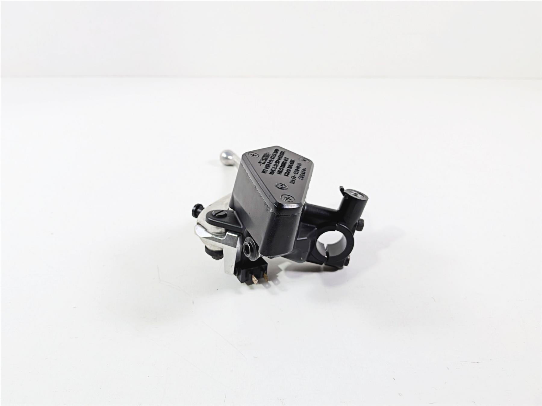2009 Yamaha VMX17 V-Max 1700 Nissin Front Brake Master Cylinder 2S3-W2587-00-00-Mototech271
