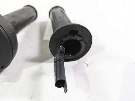 2014 BMW R1200 RT RTW K52 Heated Grips E-Throttle Control Set 61318522472 {{ shop.shopifyCountryName }} - Mototech271