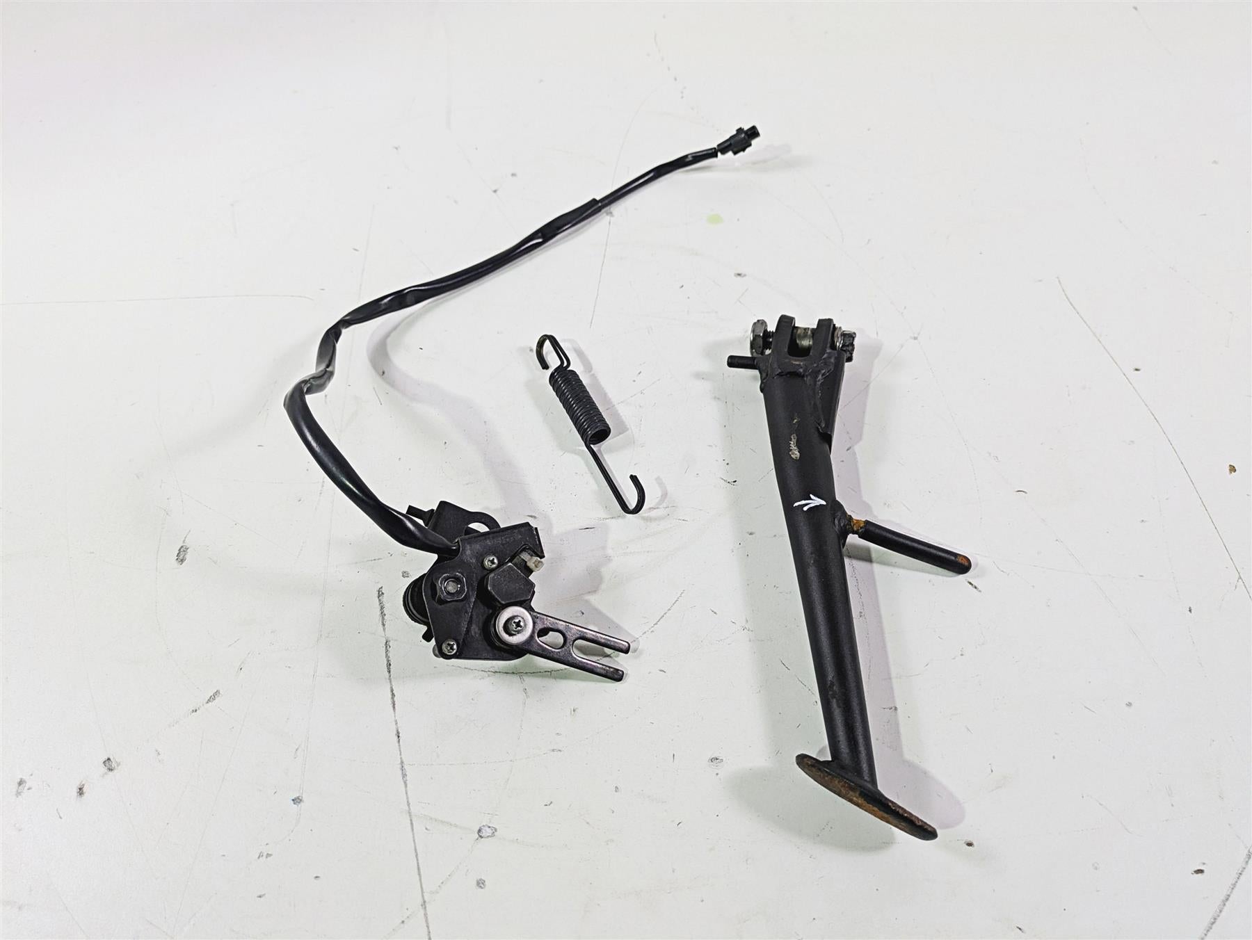 2022 Kawasaki ZR900RS Cafe Side Kickstand & Safety Switch Set 34024-0151-18R | Mototech271