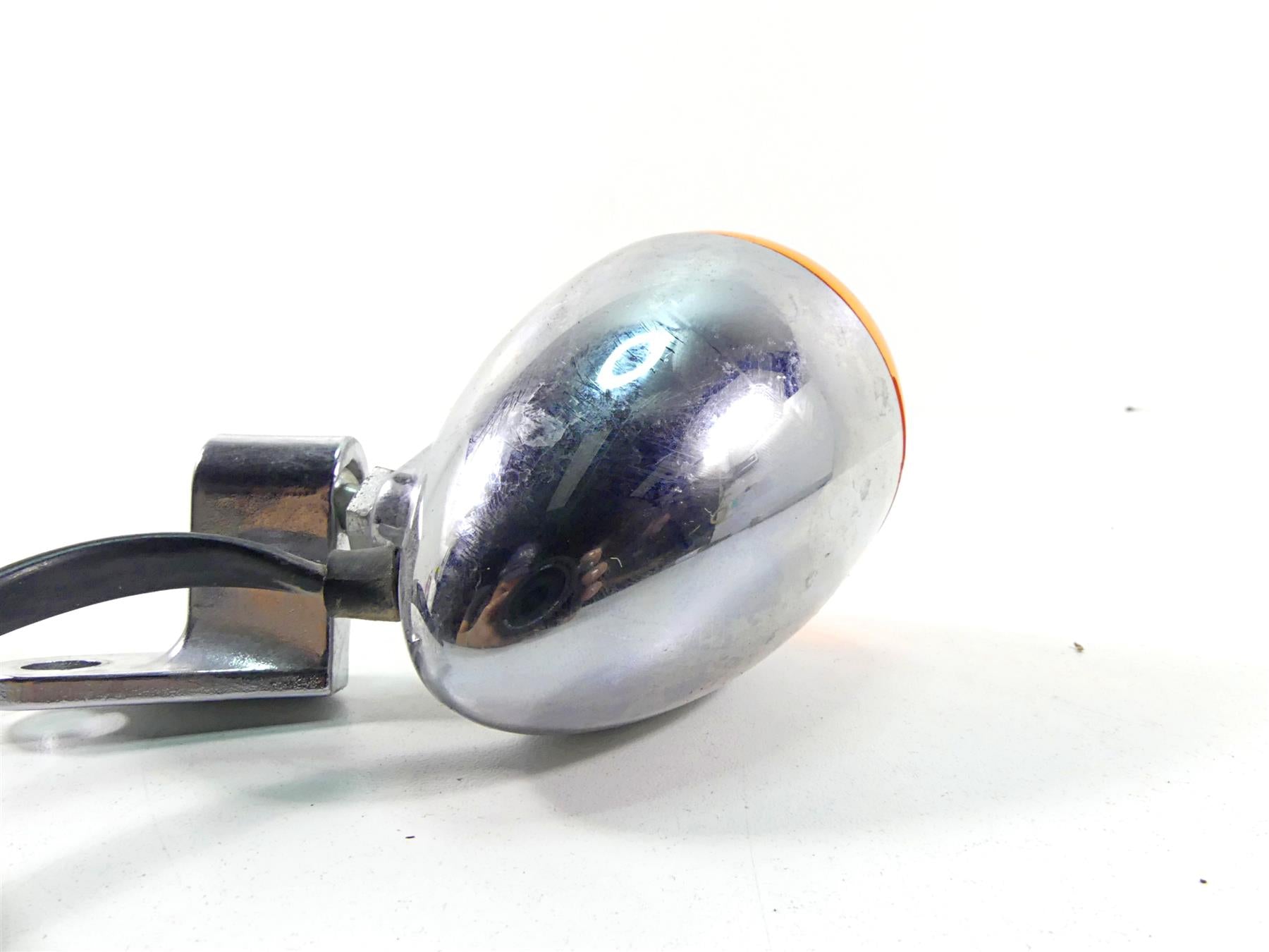2010 Harley FXDF Dyna Fat Bob Front Left Blinker Turn Signal 68972-00 {{ shop.shopifyCountryName }} - Mototech271
