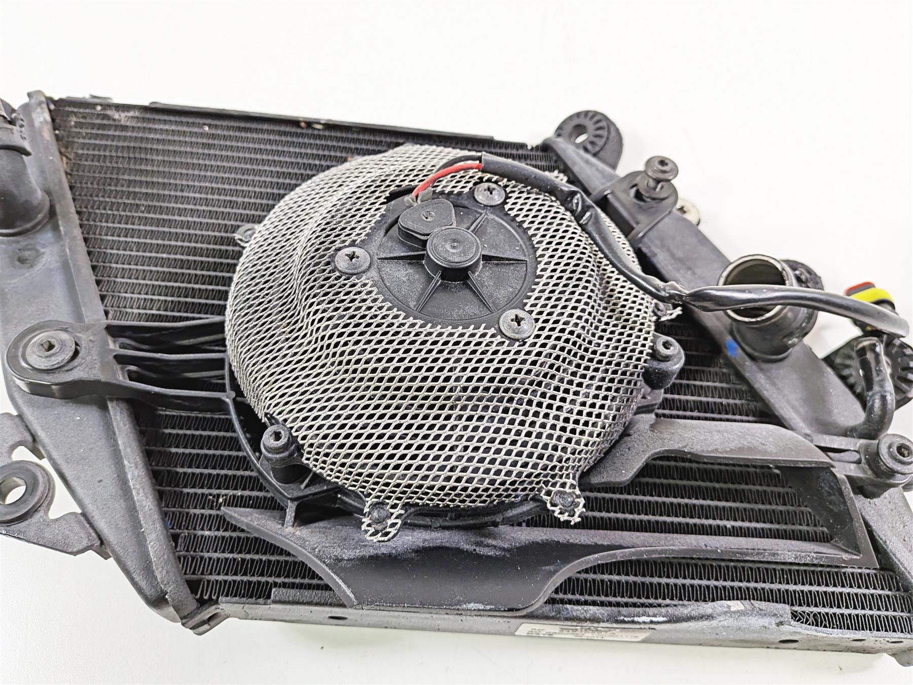 2015 Ducati Diavel Dark Left Coolant Radiator Fan Set 54840891B-Mototech271
