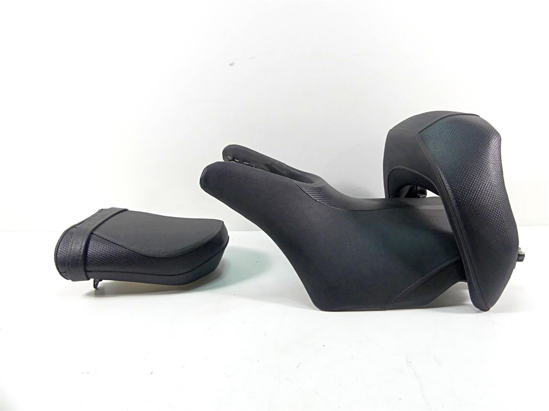 2012 Yamaha VMX17 VMAX 1700 Front Rear Mid Seat Set - Nice 2S3-24710-10-00 {{ shop.shopifyCountryName }} - Mototech271