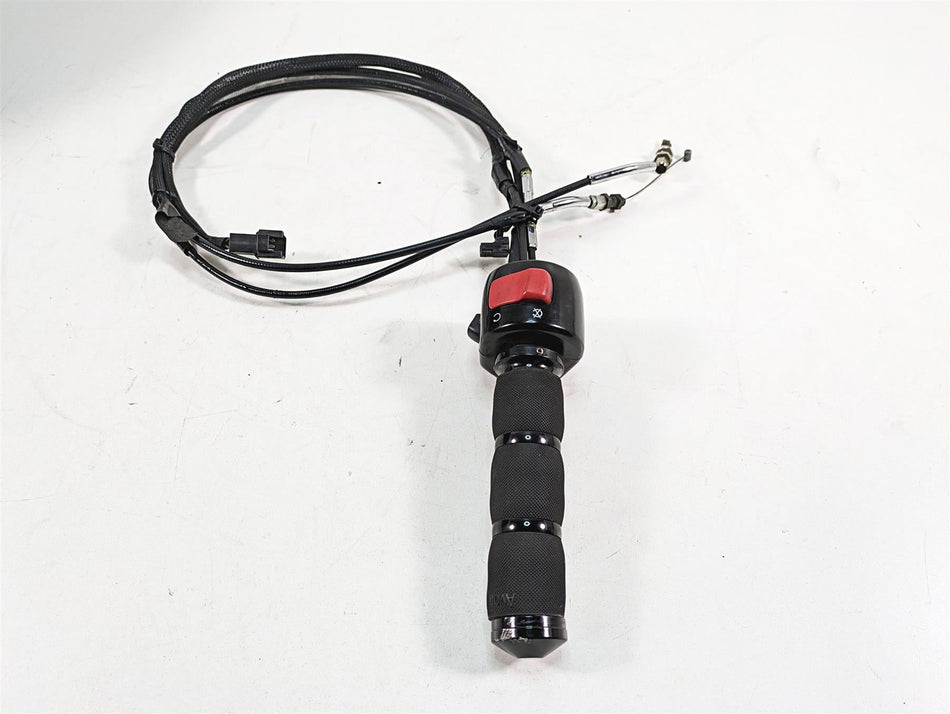 2016 Suzuki M109R VZR1800 Right Hand Start Stop Control Switch 37200-06J00 {{ shop.shopifyCountryName }} - Mototech271