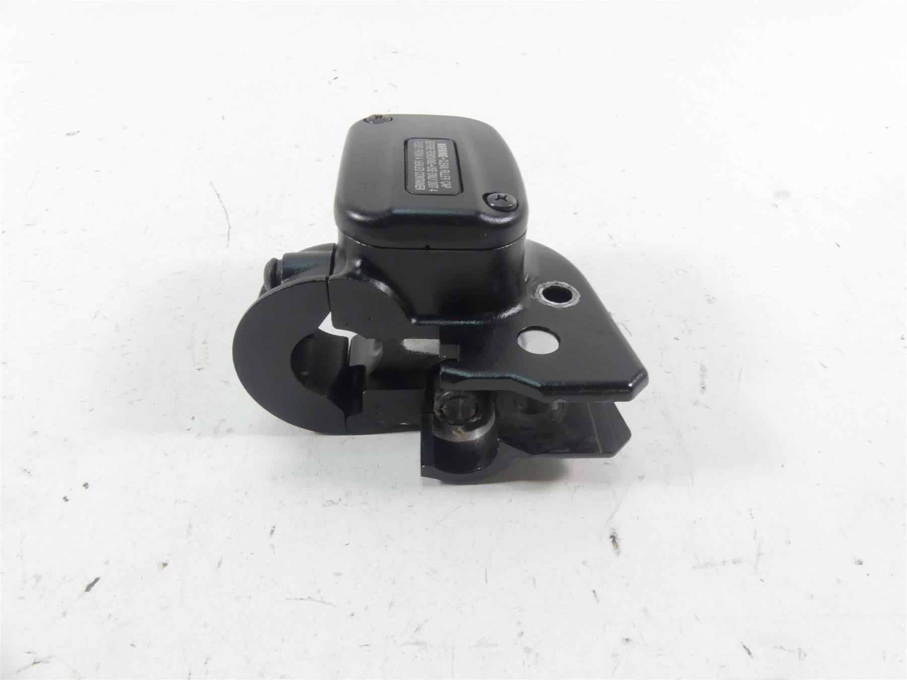 2018 Harley Softail FXBB Street Bob Front Brake Master Cylinder 1/2" 41700233 {{ shop.shopifyCountryName }} - Mototech271