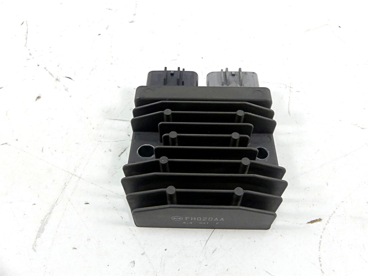 2015 BMW R1200GS GSW K50 Rectifier Voltage Regulator FH020AA 12318523367 {{ shop.shopifyCountryName }} - Mototech271