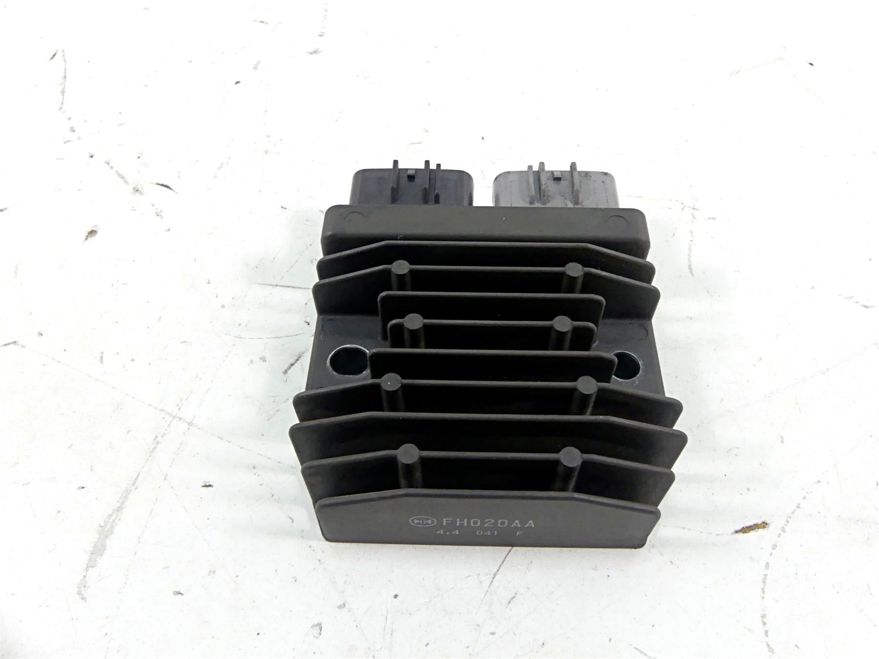 2015 BMW R1200GS GSW K50 Rectifier Voltage Regulator FH020AA 12318523367 {{ shop.shopifyCountryName }} - Mototech271
