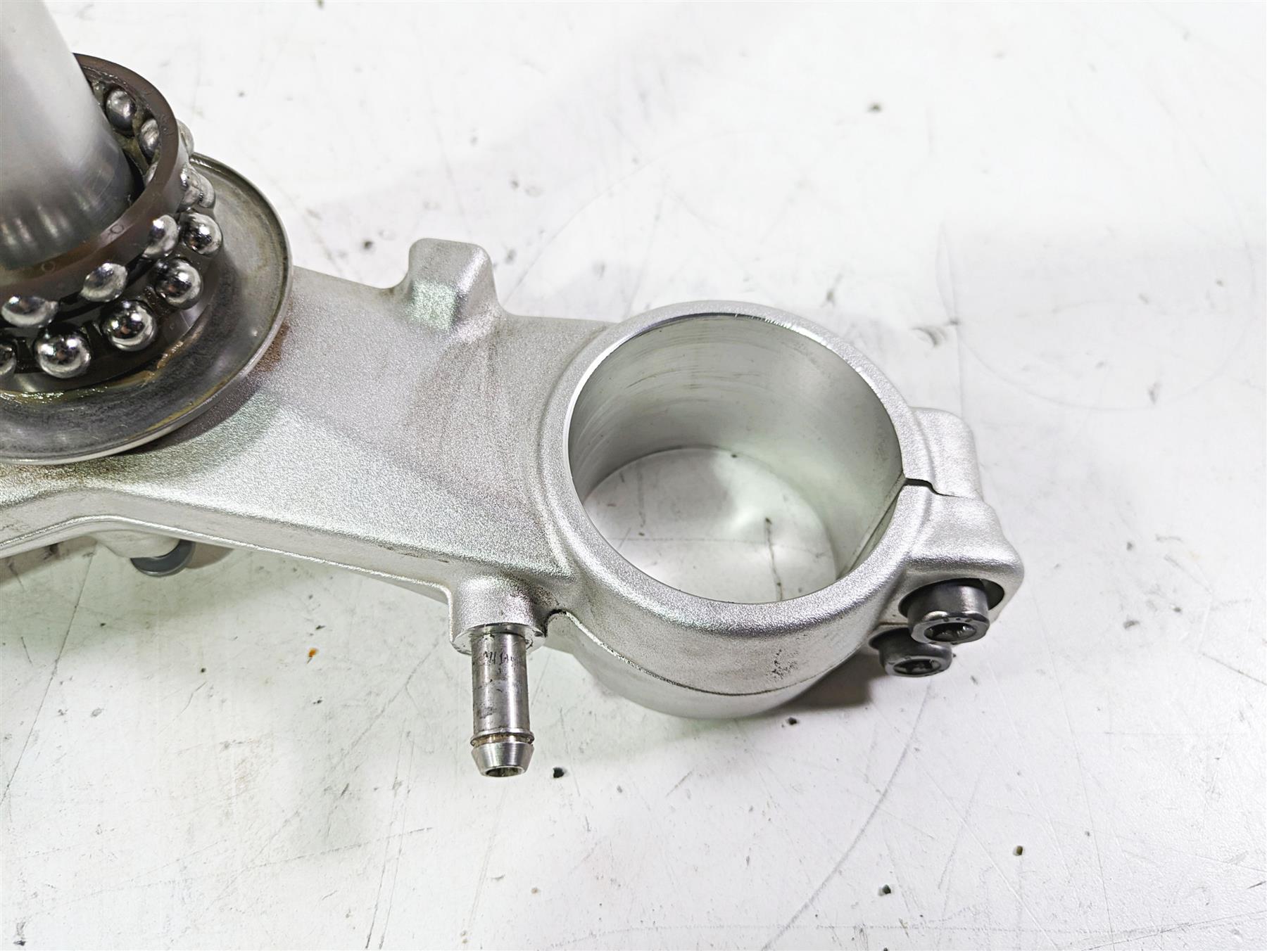 2017 BMW S1000R K47 Lower Triple Tree Steering Stem 56mm 31428543912 8544473 {{ shop.shopifyCountryName }} - Mototech271
