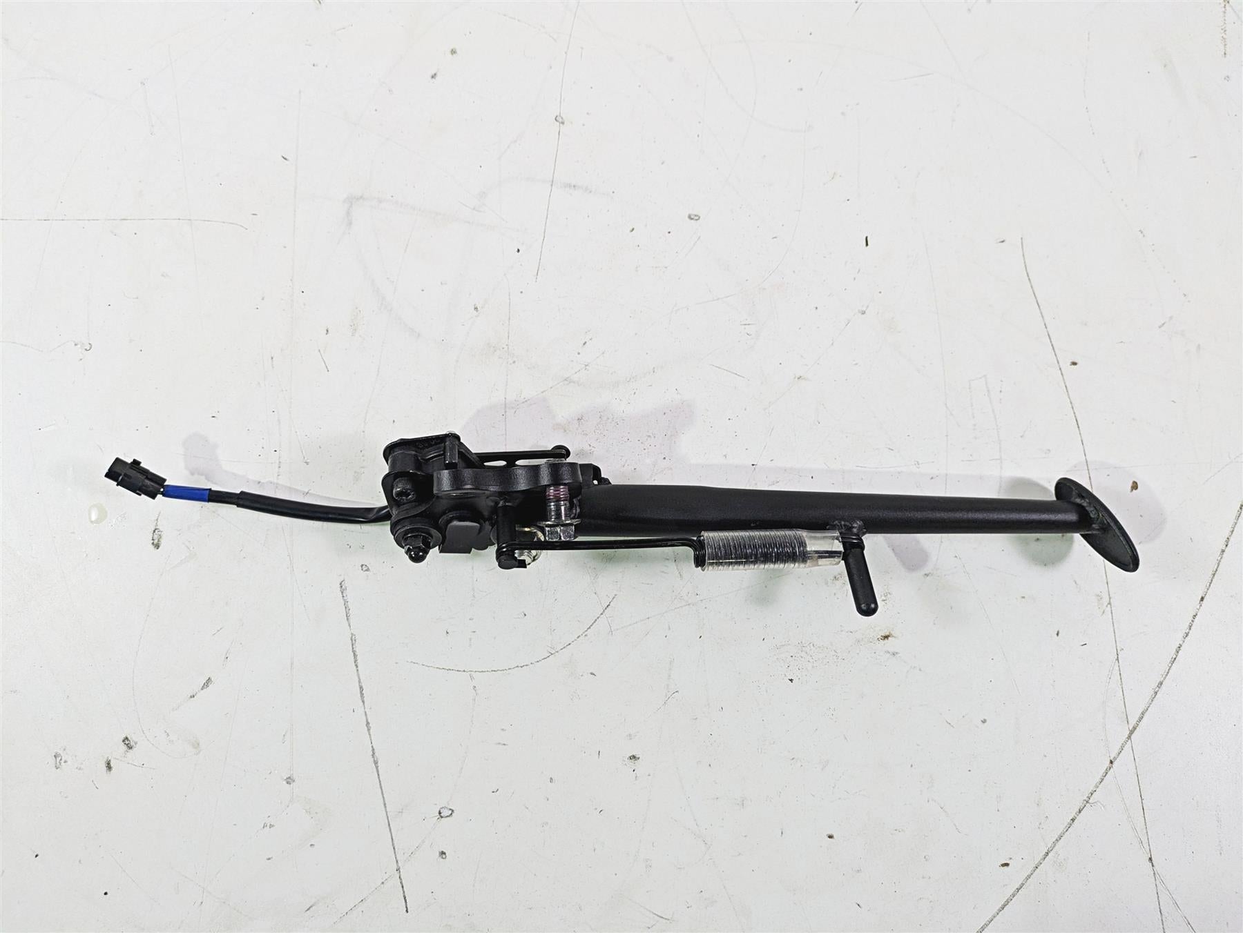 2024 Kawasaki ZX6R ZX636 Ninja Side Kickstand Kick Stand + Switch 34024-0115 {{ shop.shopifyCountryName }} - Mototech271