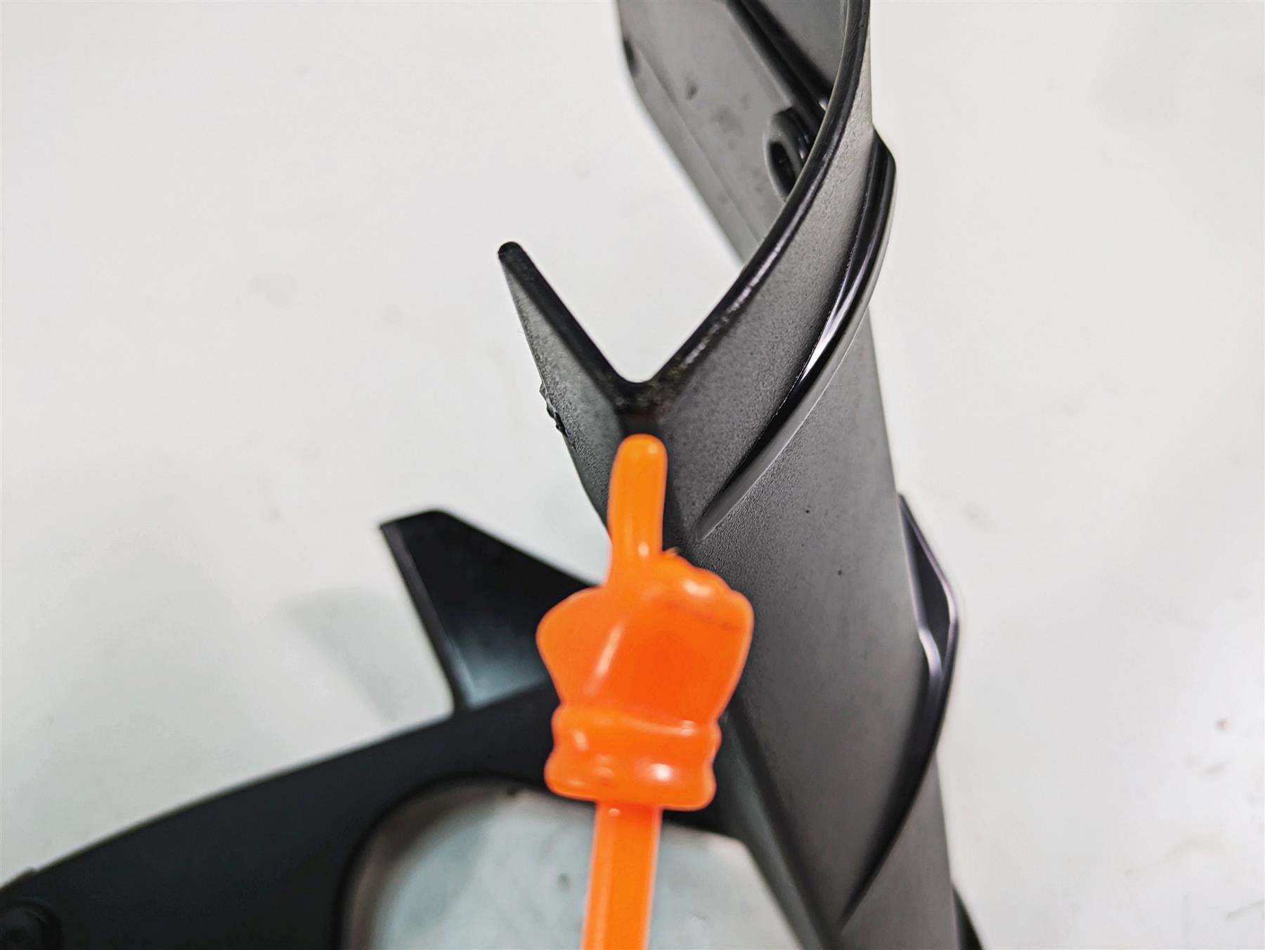 2020 Aprilia Tuono V4 Factory Radiator Cover Shroud Fairing Set 2B005665 {{ shop.shopifyCountryName }} - Mototech271