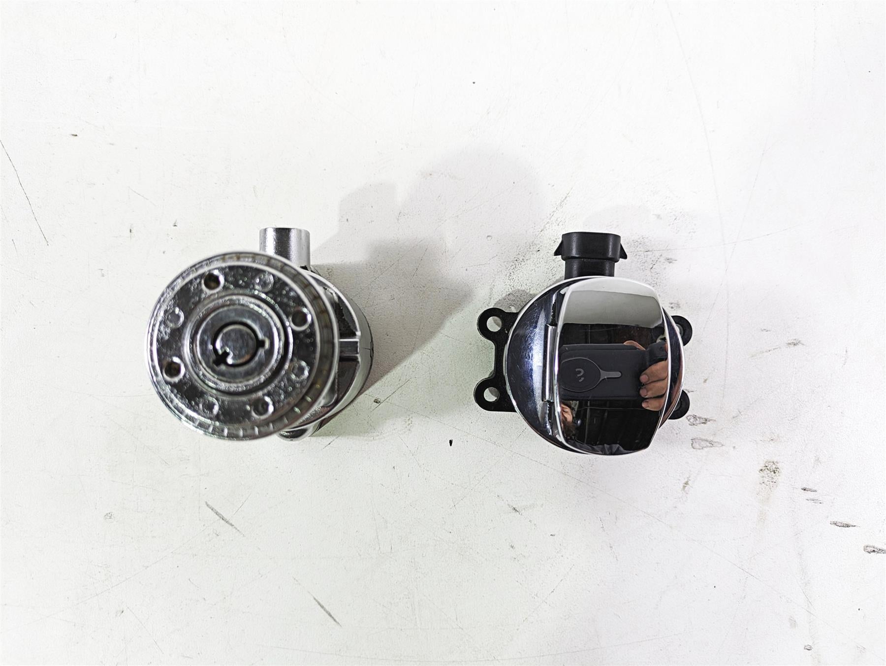 2017 Harley Dyna FXDB Street Bob Ignition Switch No Key Unlocked : VIN 71430-12 {{ shop.shopifyCountryName }} - Mototech271