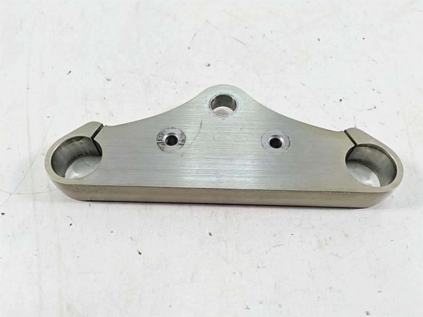 1997 Kawasaki VN1500 Vulcan Upper Triple Tree Steering Clamp 44039-1260 | Mototech271