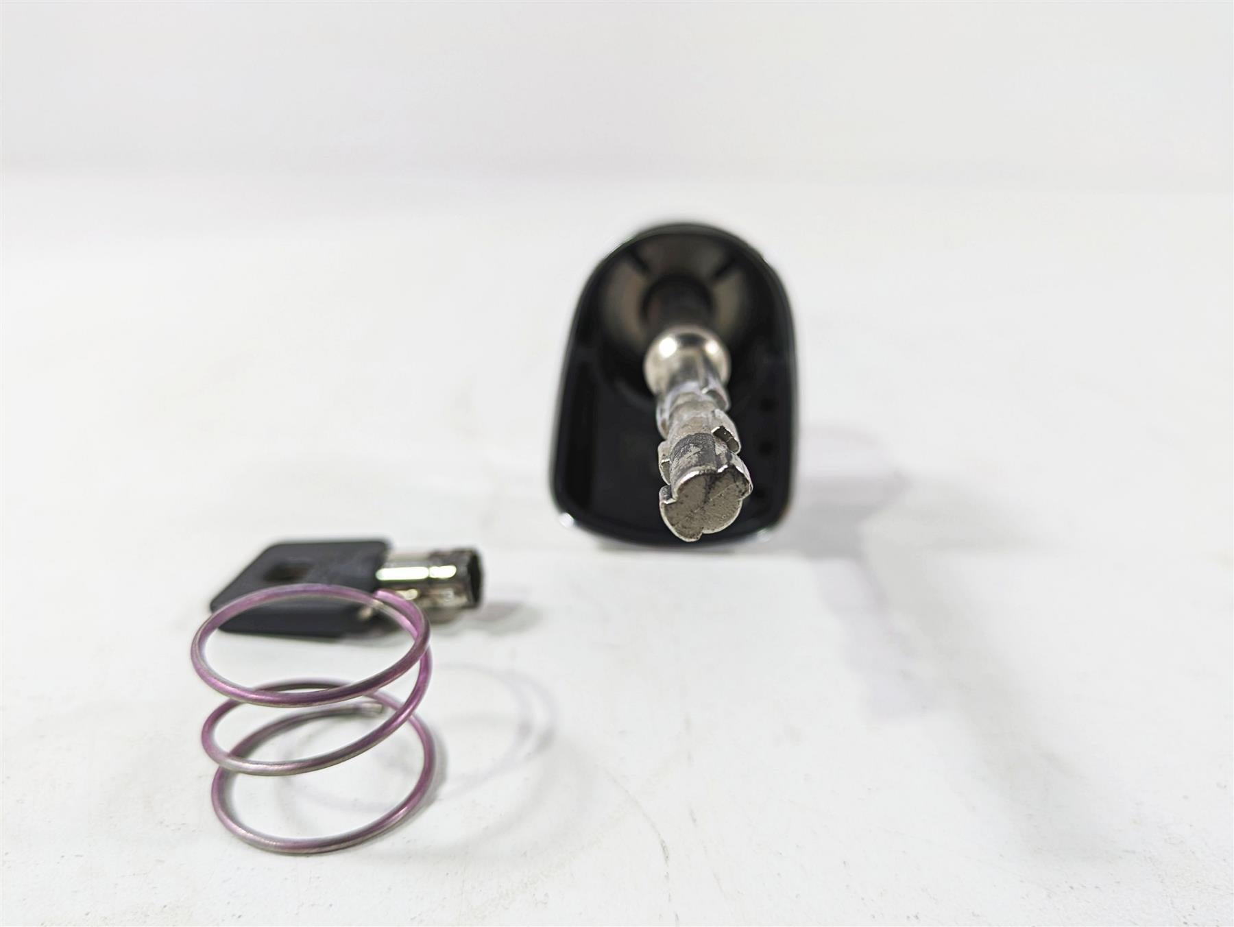 2020 Harley Touring FLHT Electra Glide Ignition Switch Key Lock Set 71400016B {{ shop.shopifyCountryName }} - Mototech271