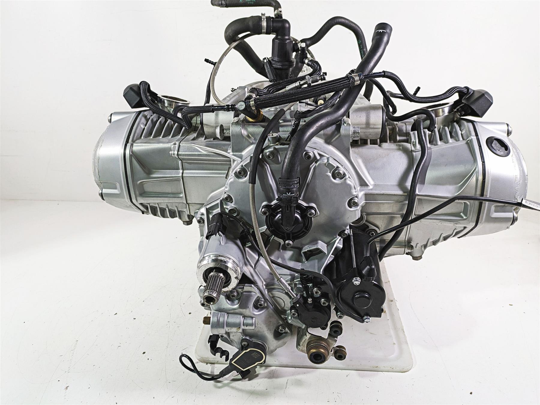 2014 BMW R1200 RT RTW K52 Running Engine Transmission 33K - Vid 11008389101 {{ shop.shopifyCountryName }} - Mototech271