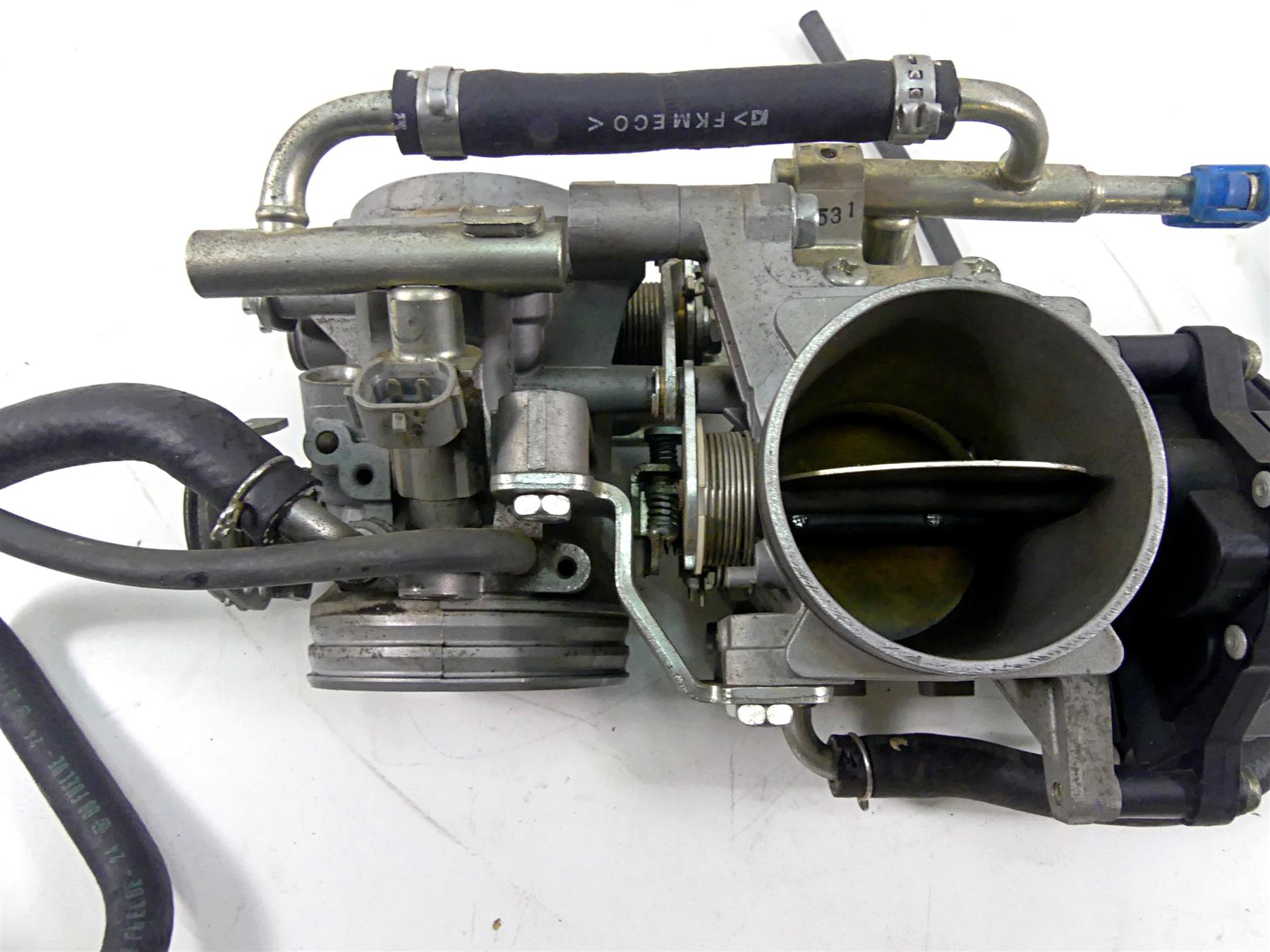 2008 Suzuki M109R VZR1800 Mikuni Throttle Body Fuel Injection 13405-48G20 {{ shop.shopifyCountryName }} - Mototech271