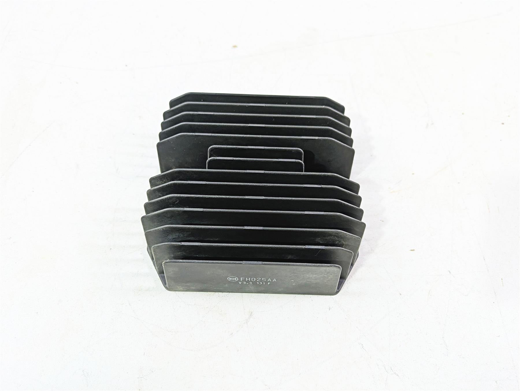 2023 Honda Talon SXS1000 S2R Rectifier Voltage Regulator - Read 31600-HL6-A01 {{ shop.shopifyCountryName }} - Mototech271