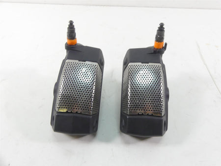 2010 Harley Touring FLHX Street Glide Front Brake Caliper Set 43027-08 44023-08 {{ shop.shopifyCountryName }} - Mototech271