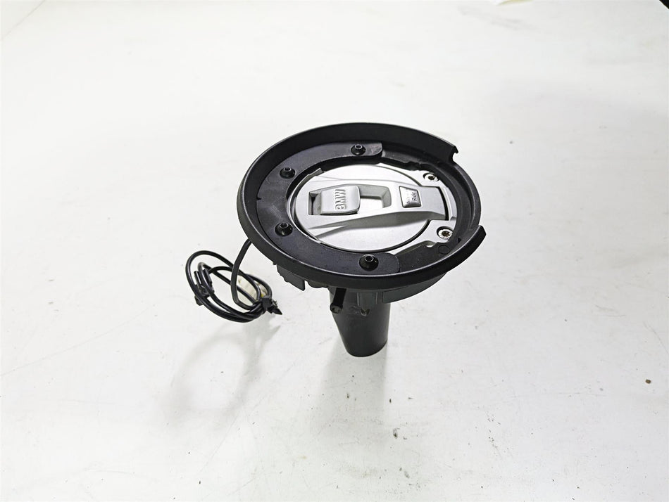 2021 BMW R1250GS K51 Adv Keyless Fuel Gas Petrol Cap Lid 16118552148 {{ shop.shopifyCountryName }} - Mototech271