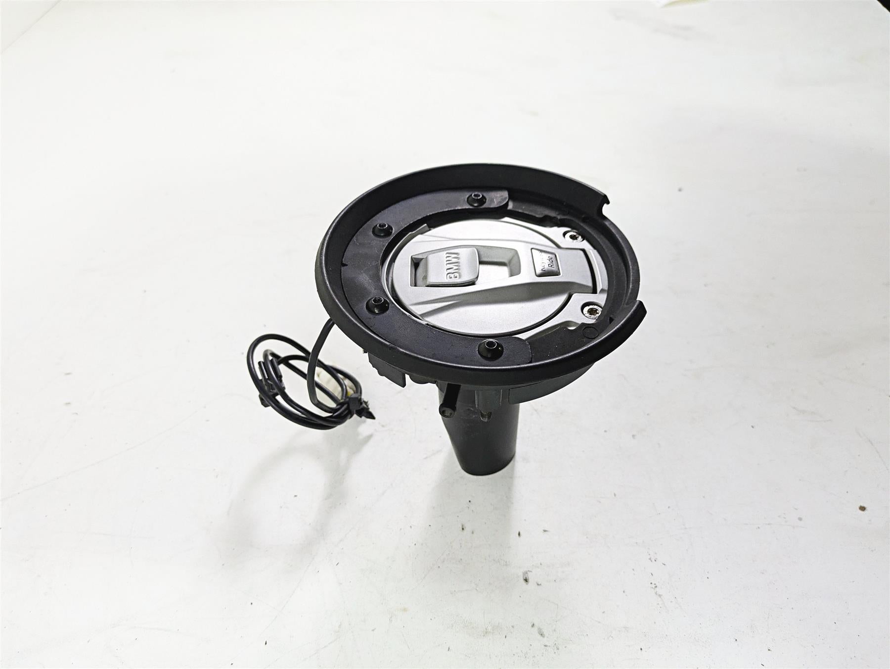 2021 BMW R1250GS K51 Adv Keyless Fuel Gas Petrol Cap Lid 16118552148 | Mototech271