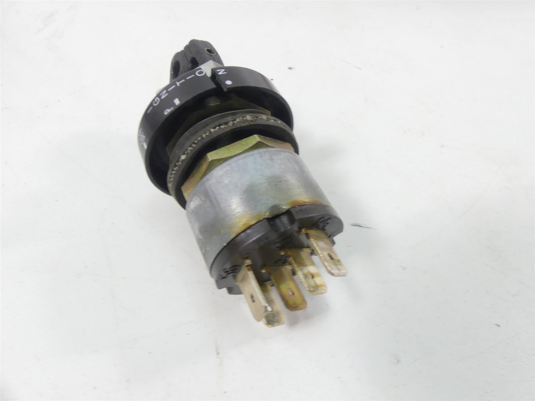 1978 BMW R100 S (2474) Ignition Switch Key Lock Fuel Gas Tank Lid 51251243273 {{ shop.shopifyCountryName }} - Mototech271