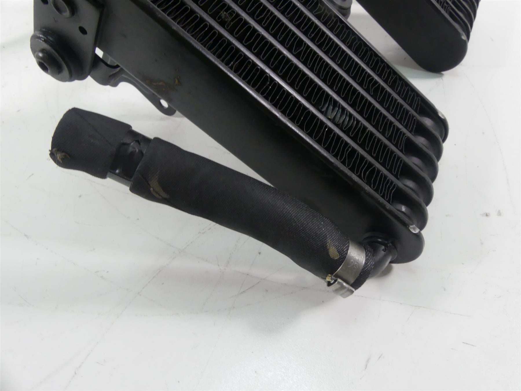 2004 Aprilia RSV1000 R Mille Oil Cooler Radiator Set AP8104341 AP8104342 {{ shop.shopifyCountryName }} - Mototech271