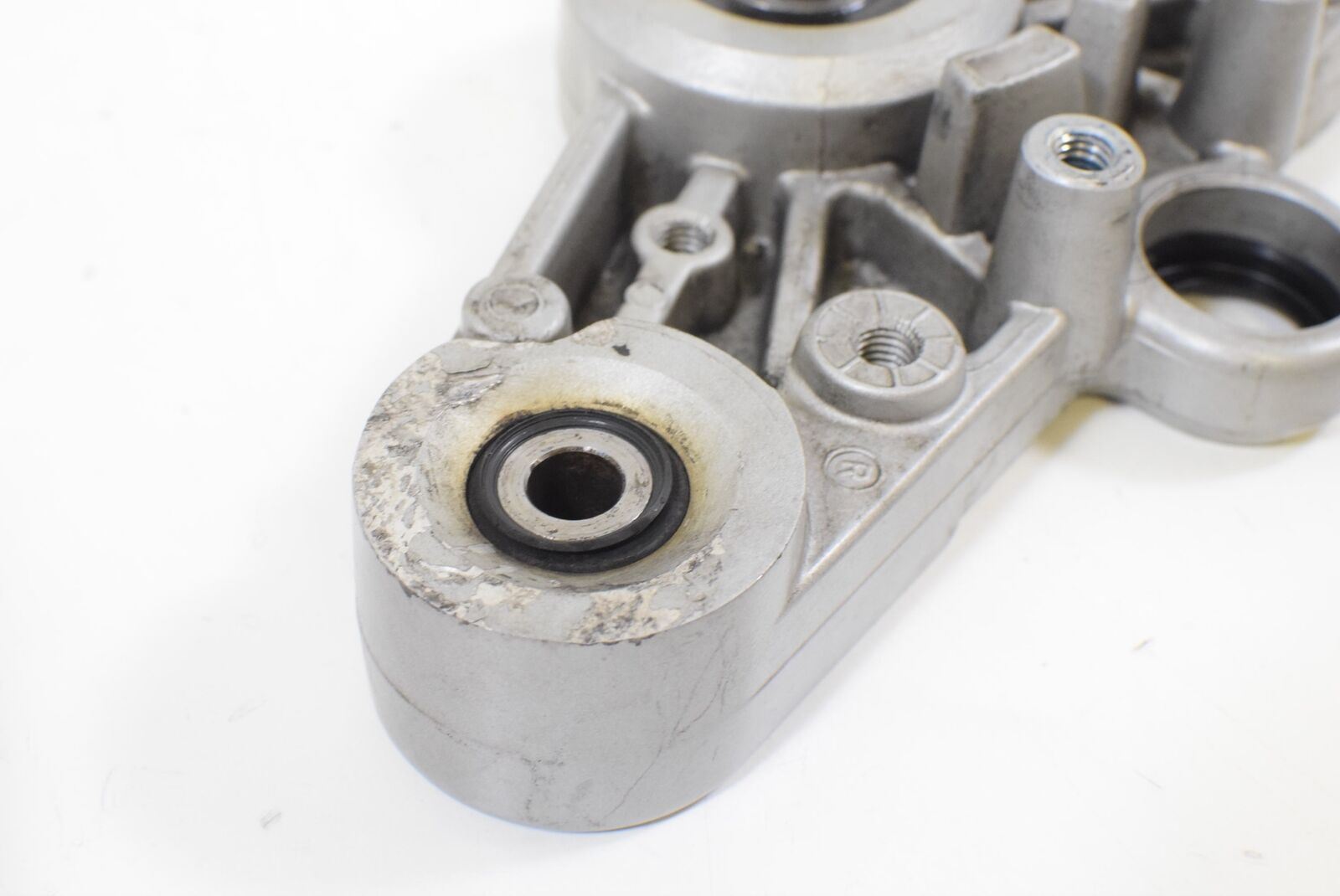 2003 BMW R1150 RT R1150RT R22 Upper Triple Tree Steering Clamp 31422330391 {{ shop.shopifyCountryName }} - Mototech271
