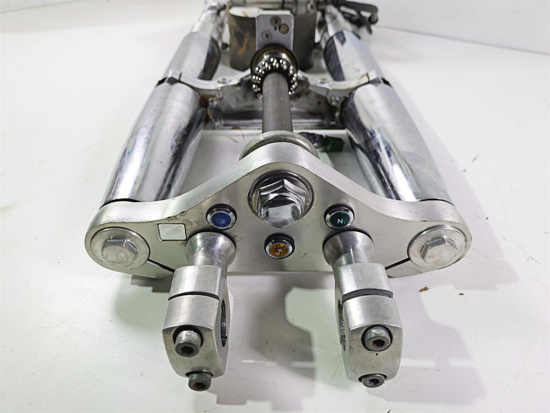 2001 Honda VT750 Shadow Ace Front Fork Triple Tree Caliper Set 51400-MBA-611 {{ shop.shopifyCountryName }} - Mototech271