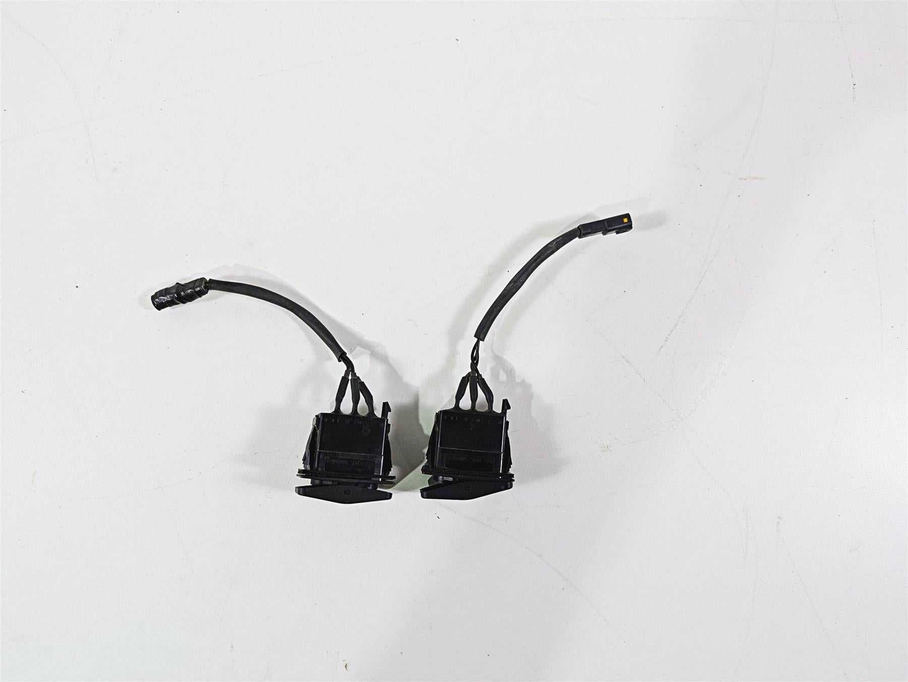 2015 Triumph Tiger Explorer XC Heated Seat Heater Switch Set {{ shop.shopifyCountryName }} - Mototech271
