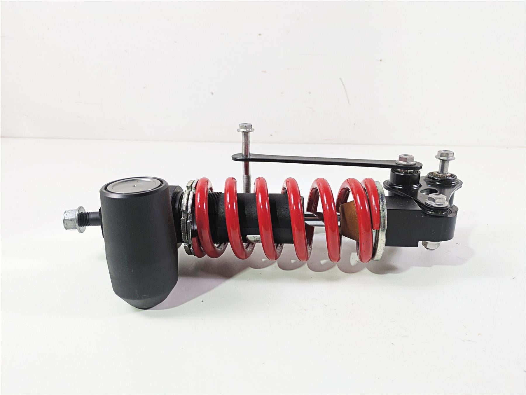 2024 Triumph Street Triple 765 R Straight Rear Shock Damper Suspension T2050733 {{ shop.shopifyCountryName }} - Mototech271