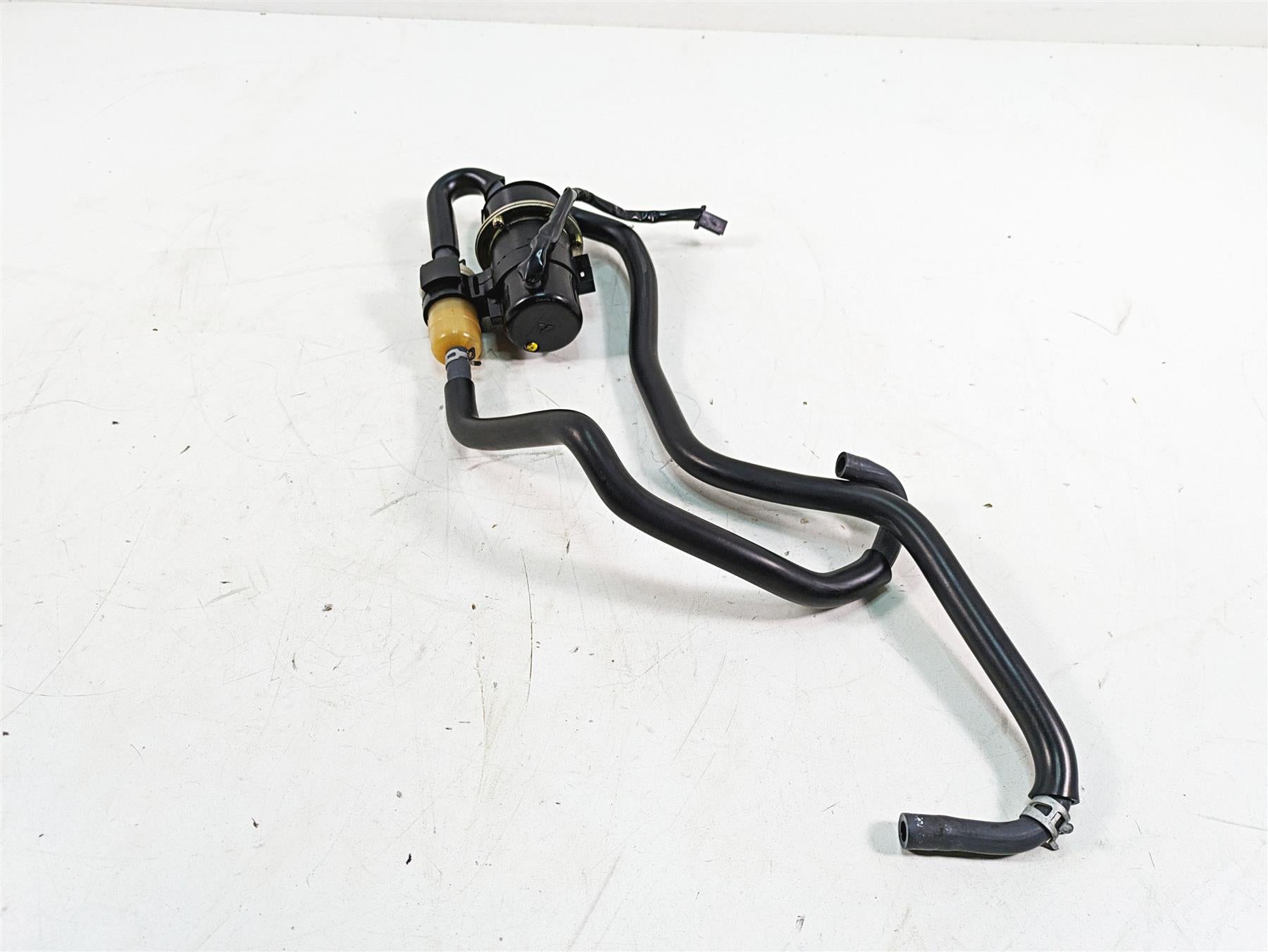 2002 Yamaha FZ1 FZS1000 Fazer Fuel Gas Petrol Pump - Tested 4SV-13907-03-00 {{ shop.shopifyCountryName }} - Mototech271