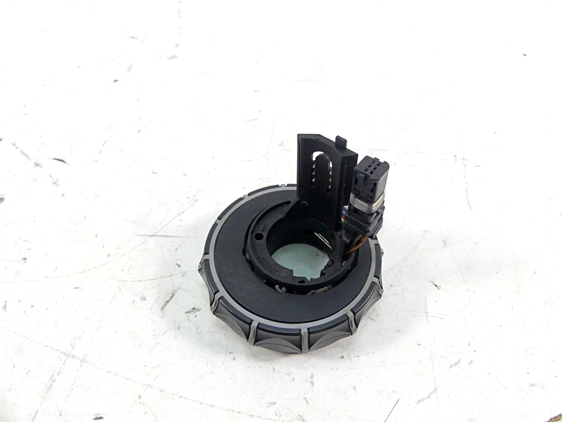 2015 BMW R1200GS GSW K50 Left Hand Round Multi Control Switch 61317727498 {{ shop.shopifyCountryName }} - Mototech271