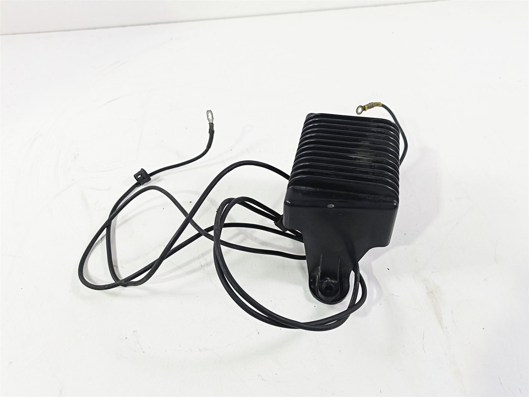 1996 Harley Touring FLHTCUI Electra Glide Rectifier Voltage Regulator 74505-95A {{ shop.shopifyCountryName }} - Mototech271