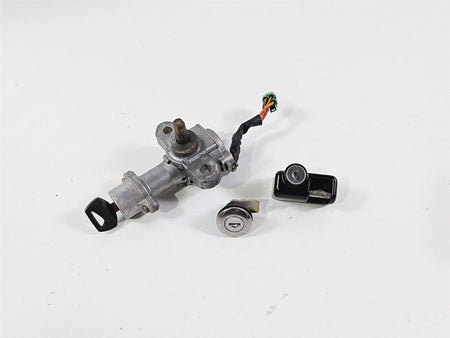 2005 Suzuki VZ800 M50 Boulevard Ignition Switch Key Lock Set - Read 37100-41880 {{ shop.shopifyCountryName }} - Mototech271