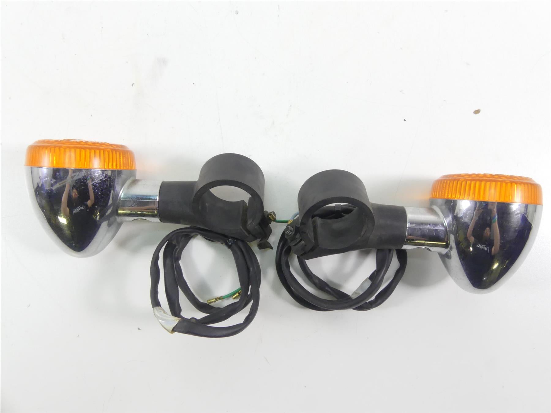 1998 Honda Shadow VT1100T Front Blinker Turn Signal Indicator Set 33400-MAH-671 {{ shop.shopifyCountryName }} - Mototech271
